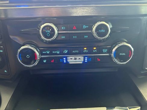 Used 2025 Ford F350 Lariat AWD/4WD image 54