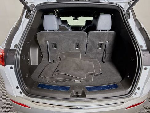 Used 2023 Buick Enclave Essence FWD image 24