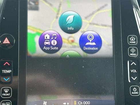 Used 2017 Toyota Prius Prime Premium image 18