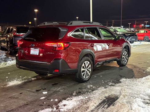 Used 2025 Subaru Outback Premium w/ Popular Package #1A image 4