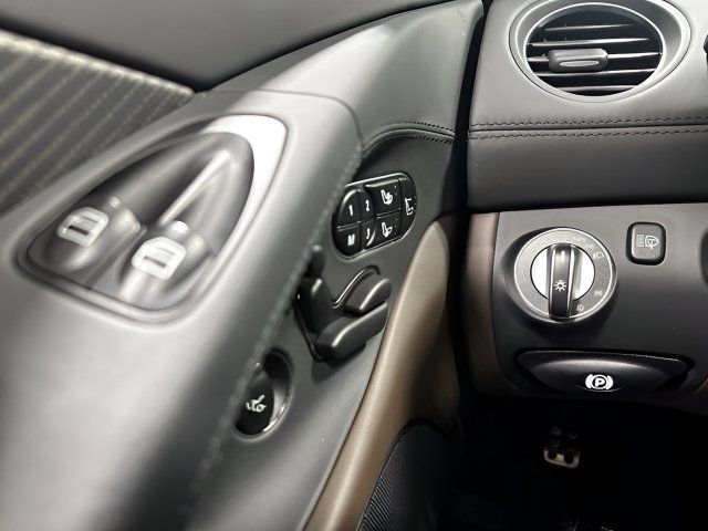Used 2009 Mercedes-Benz SL 63 AMG image 16