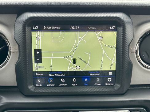 Used 2021 Jeep Wrangler Unlimited Sahara image 18