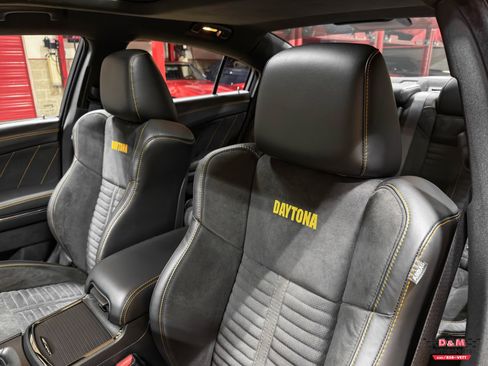 Used 2023 Dodge Charger SRT Hellcat image 27