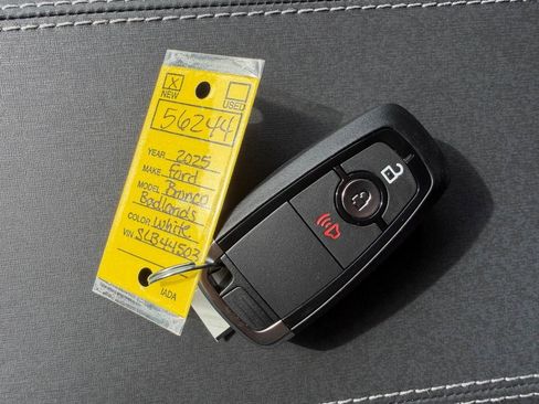 New 2025 Ford Bronco Badlands image 35