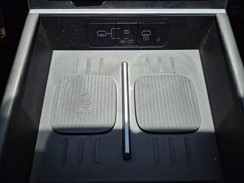 Used 2024 Hyundai Santa Fe SEL FWD image 26