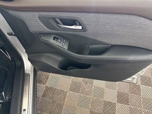 Certified 2021 Nissan Rogue SV image 19