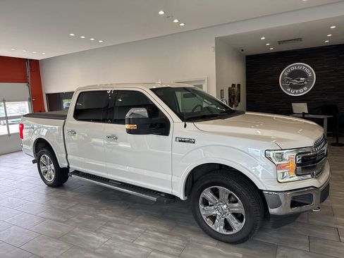 Used 2018 Ford F150 Lariat w/ Equipment Group 502A Luxury AWD/4WD image 6