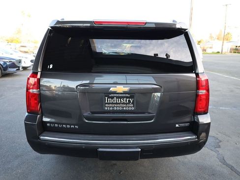 Used 2018 Chevrolet Suburban Premier image 5