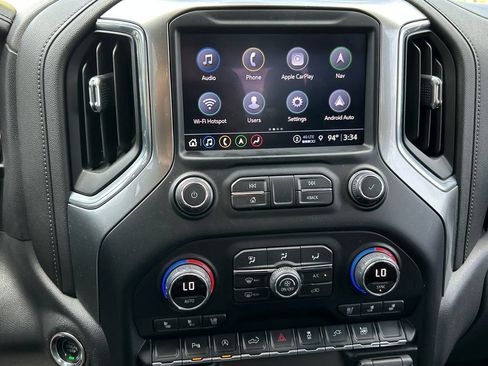 Used 2021 Chevrolet Silverado 1500 LTZ w/ LTZ Convenience Package II RWD image 11