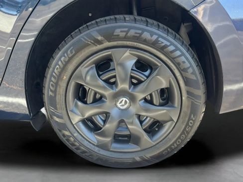 Used 2018 MAZDA MAZDA3 Sport FWD image 36