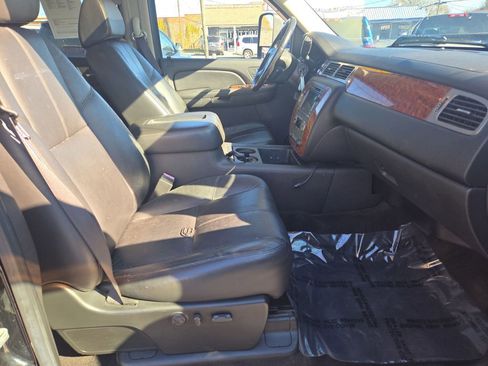 Used 2008 Chevrolet Silverado 3500 LTZ w/ Sun And Navigation Package image 22