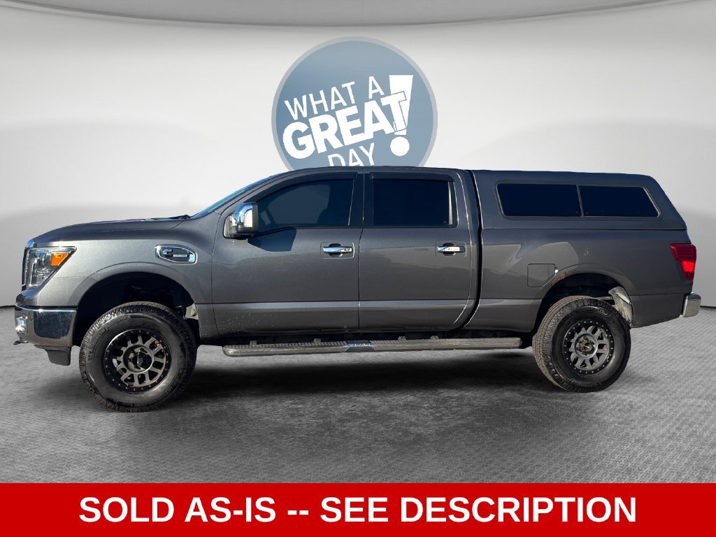 Used 2016 Nissan Titan SL AWD/4WD image 7
