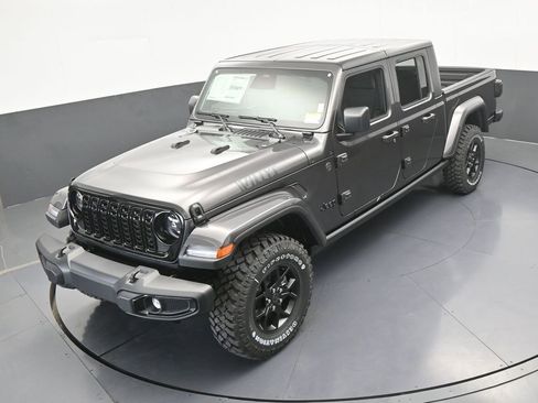 New 2026 Jeep Gladiator Willys image 39
