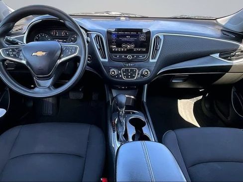 Used 2024 Chevrolet Malibu LT FWD image 7