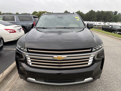 Used 2024 Chevrolet Tahoe High Country w/ Max Trailering Package AWD/4WD image 3