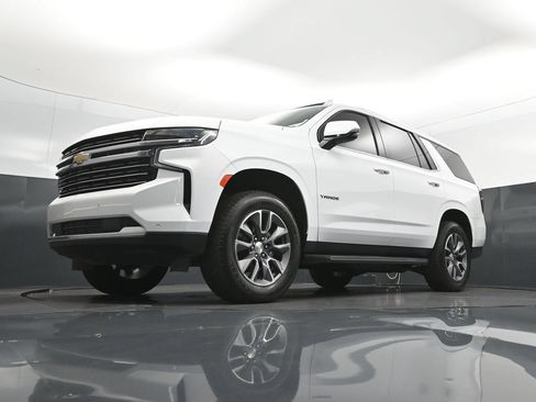 Used 2023 Chevrolet Tahoe LT w/ Luxury Package RWD image 38