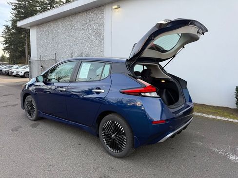Certified 2024 Nissan Leaf SV Plus image 10