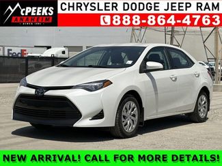 Used 2017 Toyota Corolla LE FWD video 1