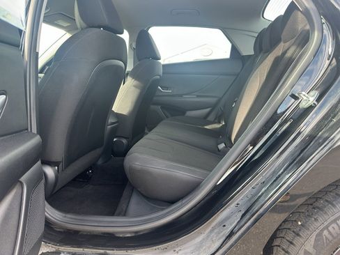 Certified 2023 Hyundai Elantra SEL image 15