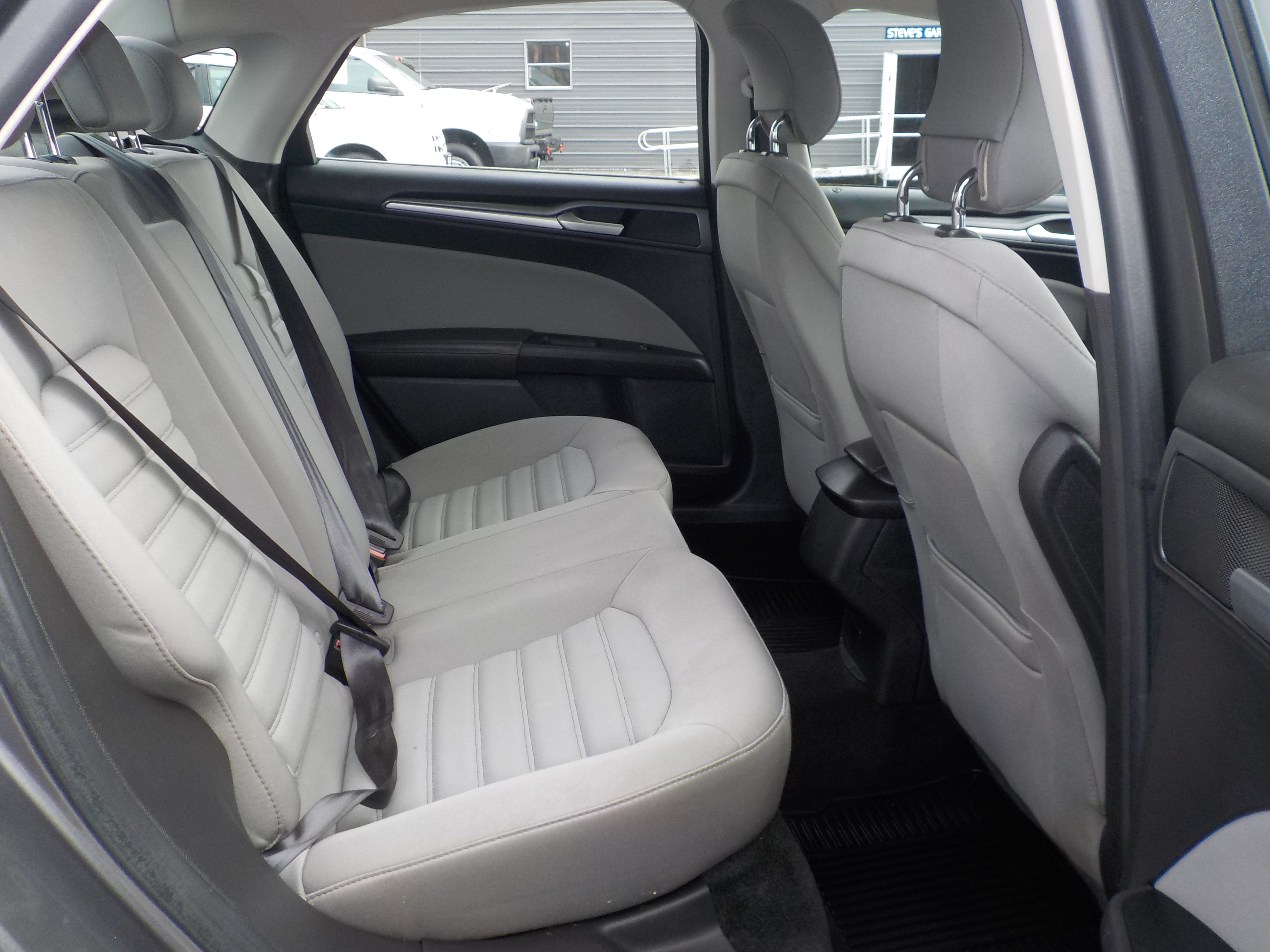 Used 2013 Ford Fusion S FWD image 23