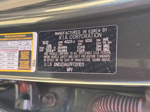 Used 2023 Kia Soul LX w/ LX Technology Package FWD image 36