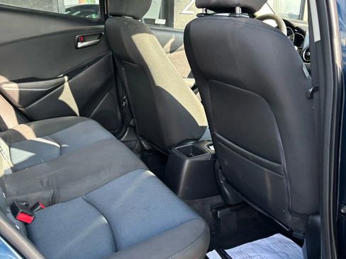 Used 2018 Toyota Yaris iA image 18