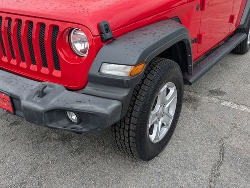 Used 2023 Jeep Wrangler Sport S image 9