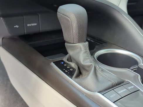 Used 2023 Toyota Camry LE FWD image 20