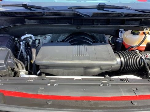 Used 2022 GMC Yukon XL SLT w/ SLT Premium Package AWD/4WD image 14