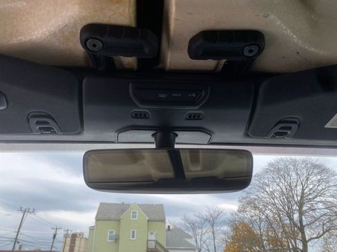 Used 2020 Jeep Gladiator Overland image 23