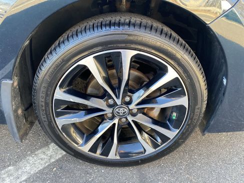 Used 2017 Toyota Corolla SE image 14