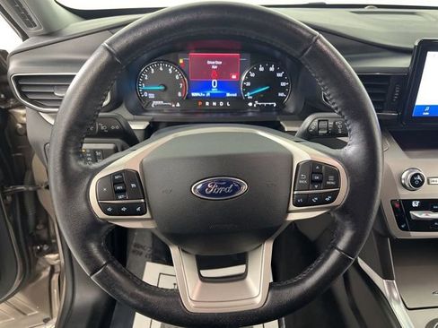 Used 2021 Ford Explorer XLT w/ Equipment Group 202A image 20