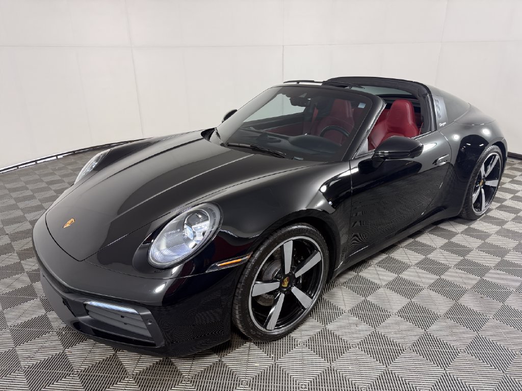 Used 2021 Porsche 911 AWD/4WD image 31