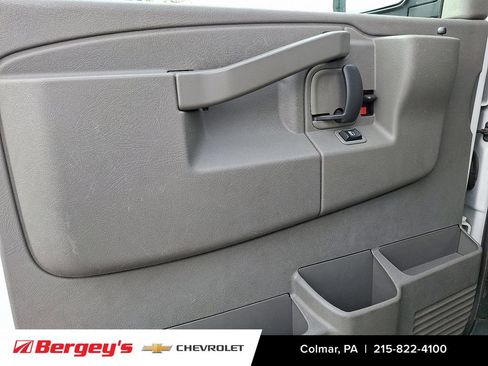 Certified 2020 Chevrolet Express 3500 LT w/ LT Preferred Equipment Group image 15