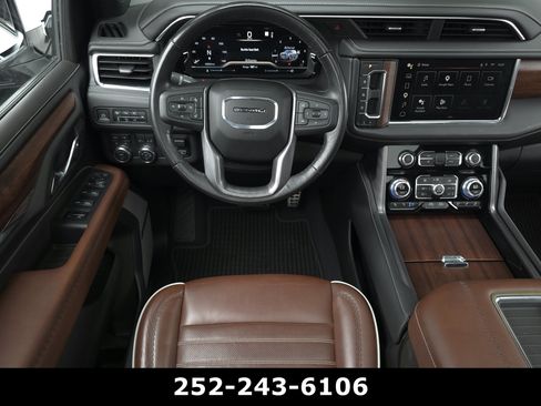Used 2023 GMC Yukon Denali Ultimate AWD/4WD image 14