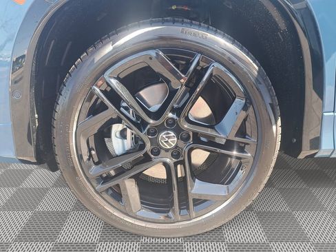 New 2025 Volkswagen Tiguan SE R-Line image 10