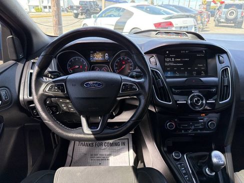 Used 2016 Ford Focus RS AWD/4WD image 28