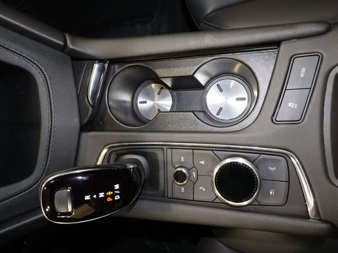 Certified 2025 Cadillac XT5 Premium Luxury image 15