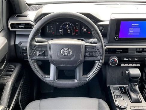 Used 2024 Toyota Tacoma SR image 5
