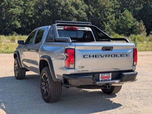 New 2025 Chevrolet Colorado Trail Boss w/ Midnight Edition image 4