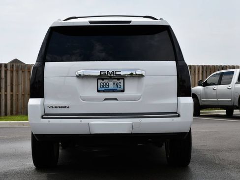 Used 2015 GMC Yukon Denali w/ Touring Package AWD/4WD image 6