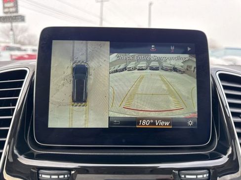 Used 2017 Mercedes-Benz GLS 450 4MATIC image 4