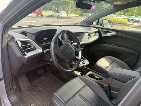 Used 2023 Audi Q4 e-tron Premium Plus w/ Premium Plus AWD/4WD image 5