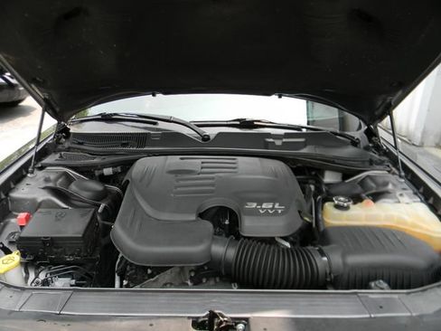 Used 2018 Dodge Challenger GT w/ Driver Convenience Group AWD/4WD image 7