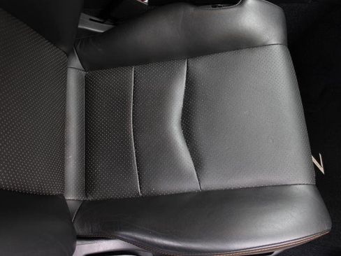 Used 2004 Nissan 350Z Touring w/ Cargo Convenience Pkg image 33