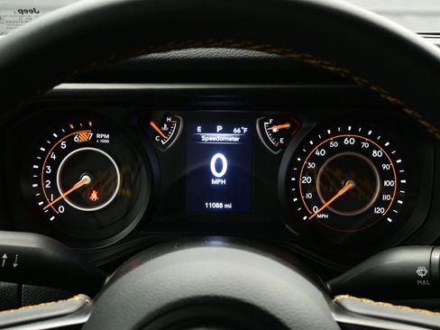 Used 2024 Jeep Wrangler Sport S image 22