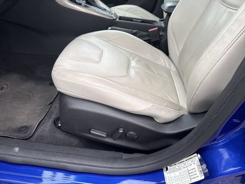 Used 2015 Ford Focus Titanium FWD image 13