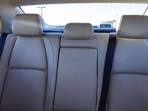 Used 2025 MAZDA MAZDA3 s image 27