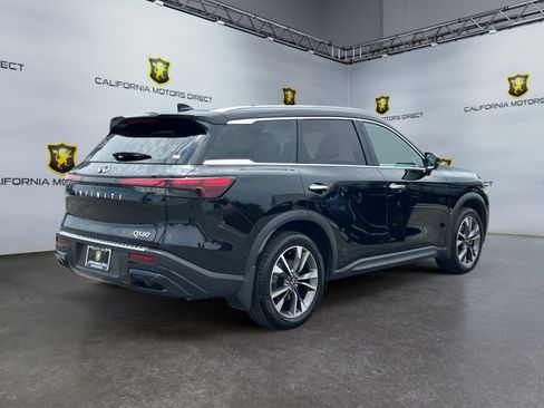 Used 2023 INFINITI QX60 Luxe w/ Vision Package FWD image 5
