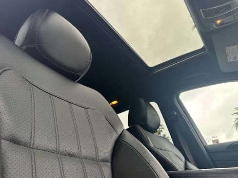 Used 2019 Mercedes-Benz GLE 400 4MATIC image 17